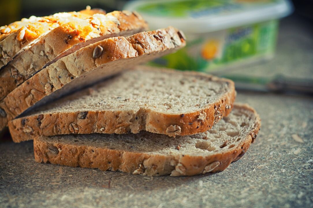 Le régime de groupe sanguin 4 vous permet d’inclure du pain complet dans votre alimentation. 